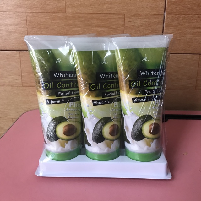 hot hot Sữa rửa mặt bơ Aron Whitening Oil Control Thái Lan 210g [hàng chuẩn] giúp da sáng mịn