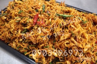 KHÔ GÀ LÁ CHANH XÉ SỢI