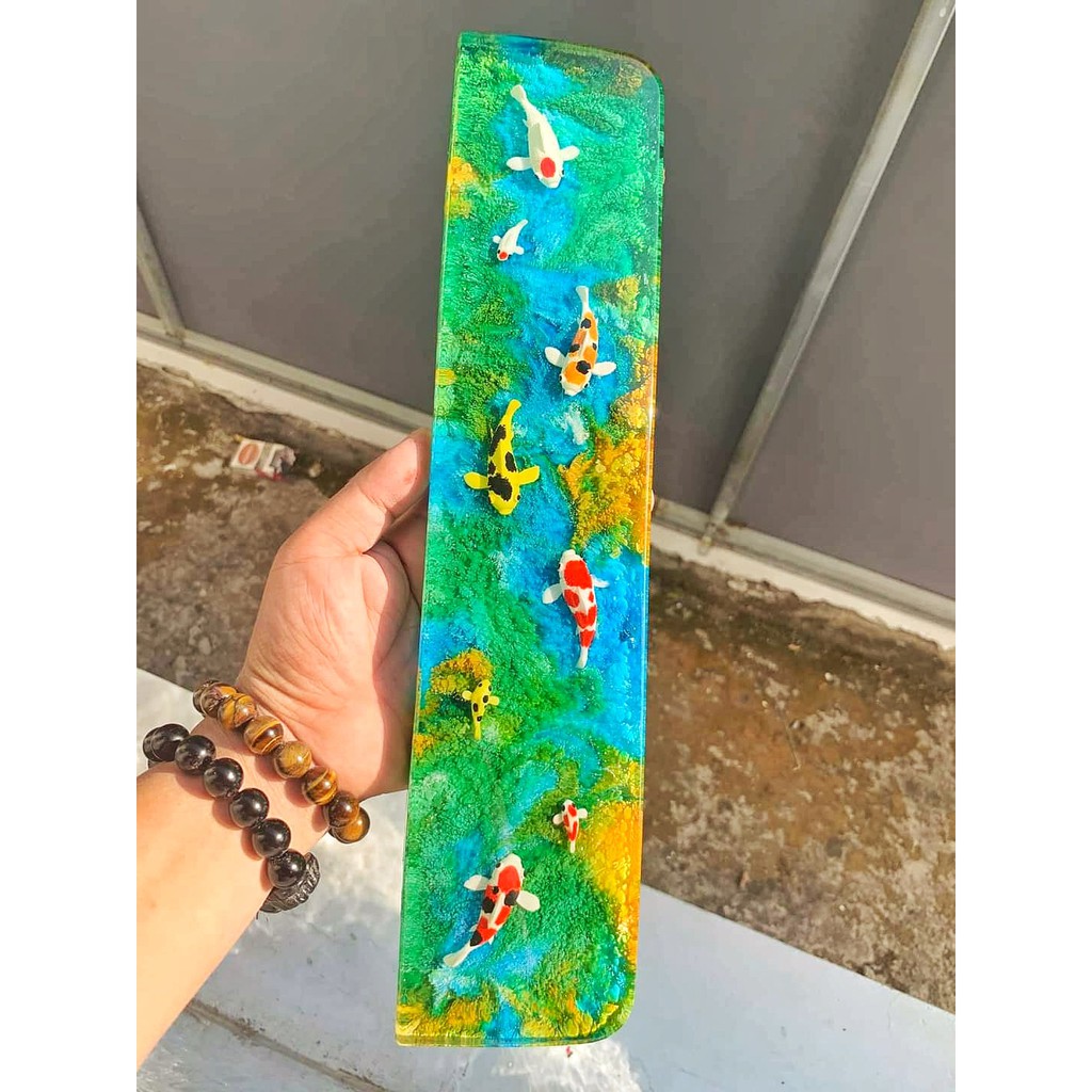 Kê tay bàn phím resin hàng handmade cá Koi nền vàng xanh