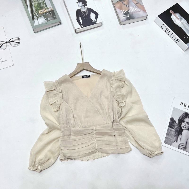 ÁO KIỂU THIẾT KẾ FORM NGẮN