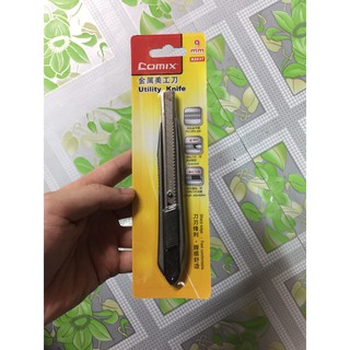 Dao rọc giấy Comix cap cấp B2837 - Dao trổ