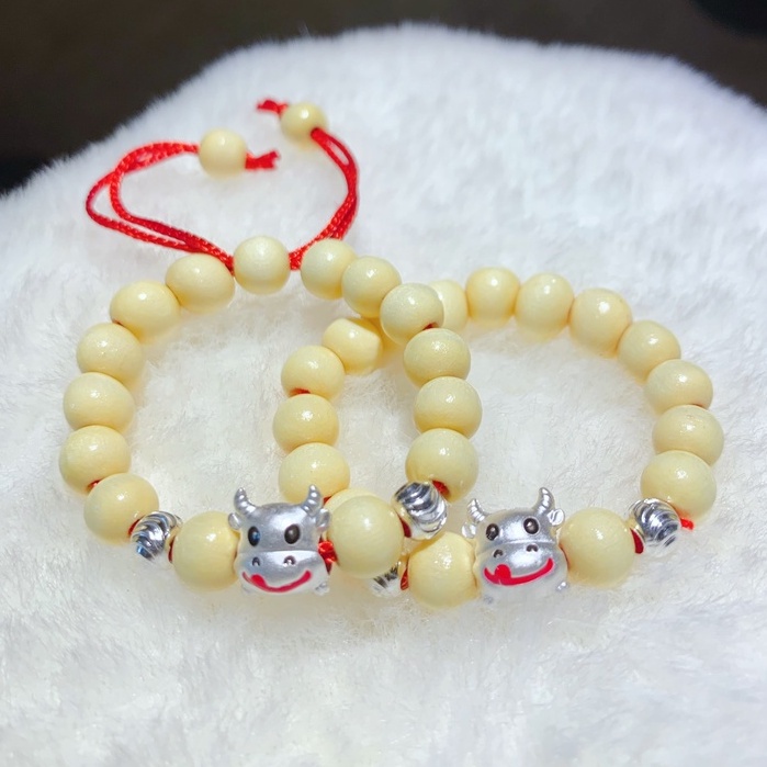 Vòng dâu tằm mang lại sức khỏe và may mắn cho Bé yêu