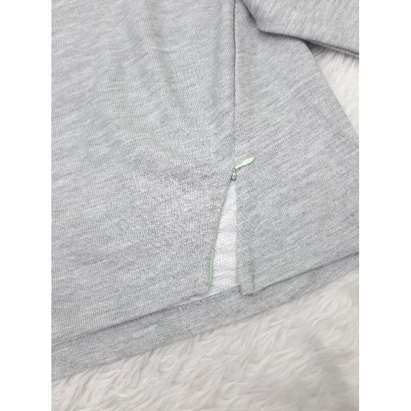 Áo thun tay lỡ f21