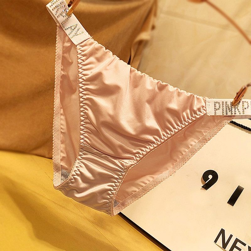 Siêu Mượt-Hàng Cao Cấp-Quần lót lụa Satin bóng trơn thiết kế dây sườn đính đá Pink Play cá tính- Hee Su Shop- Mã 037