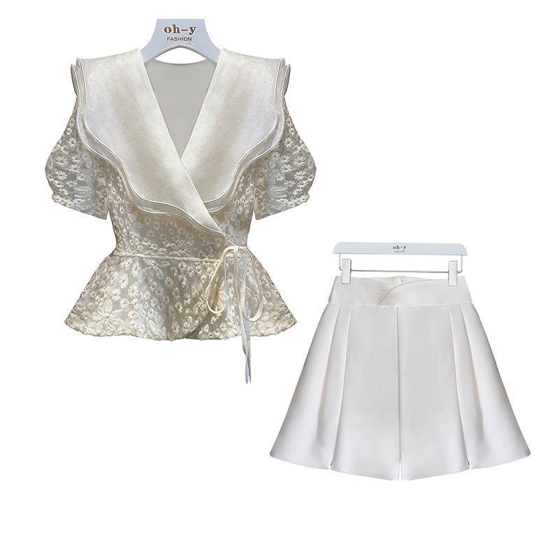 2022 Summer New Leisure Fashion set with small designer Minority Spice Girl two suit dresses