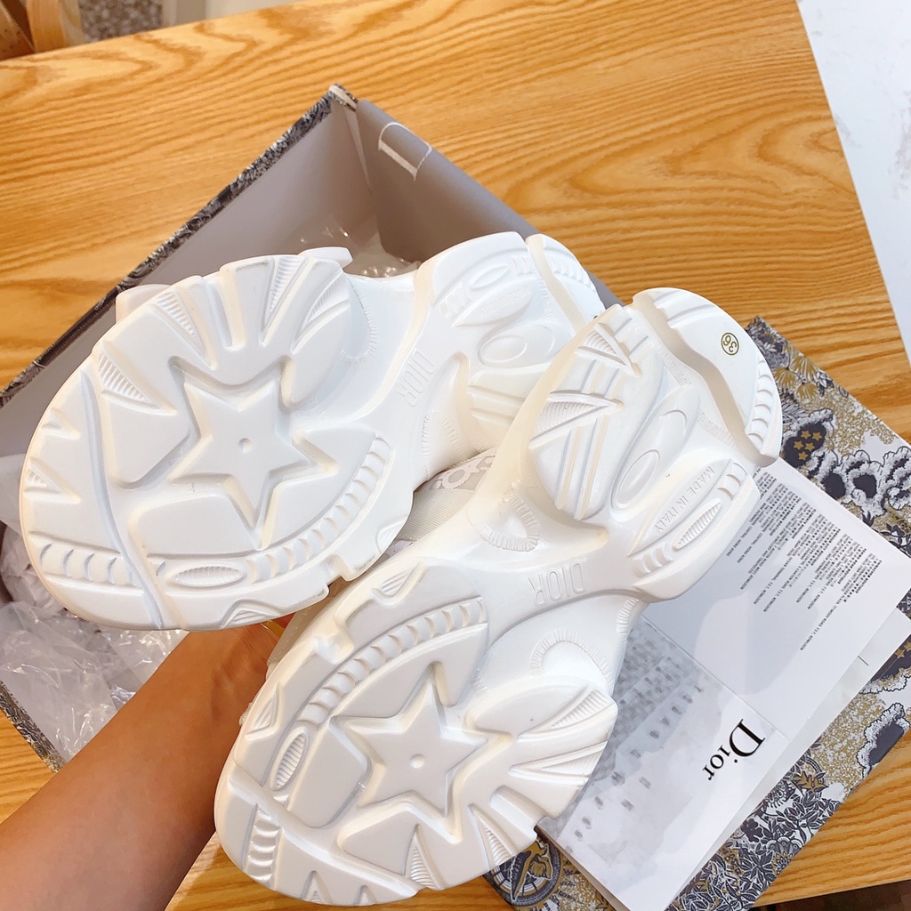 Dép Xỏ Ngón Mớid-WANDER