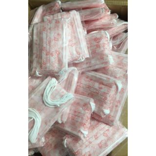 Khẩu trang y tế 4 lớp Kitty cho bé