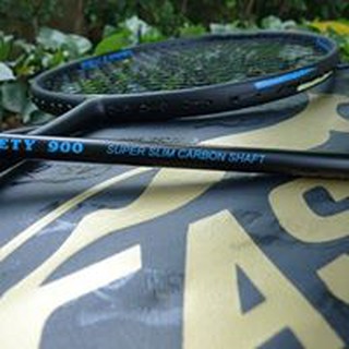 Vợt cầu lông hiệu Caslon