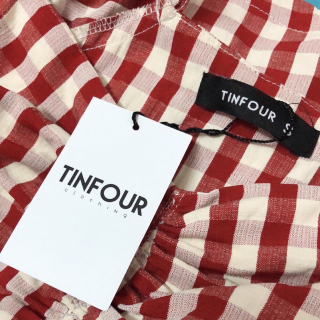 Đầm nhún ngực tinfour