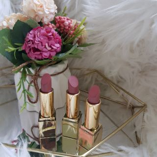 SON ESTEE LAUDER INTENSE NUDE 130
