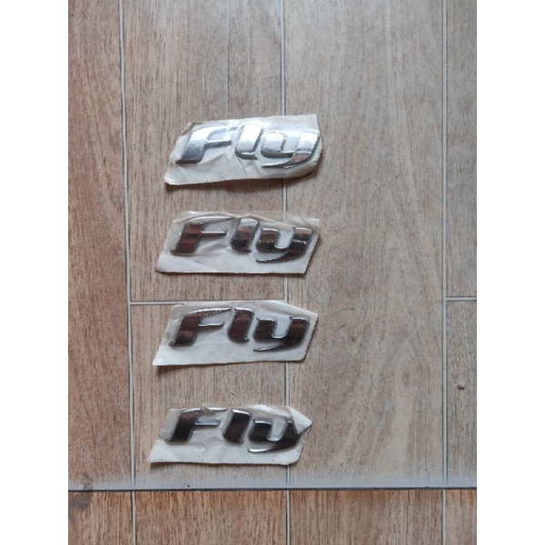 Tem chữ vespa, liberty, fly