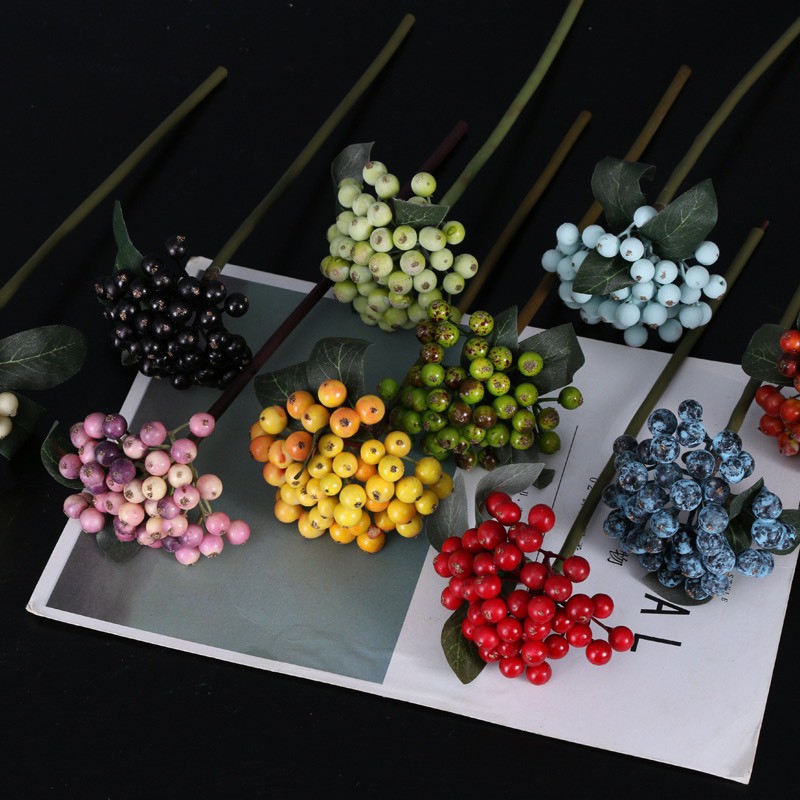 Cành trái berry nhiều màu - Hoa vải cao cấp - XIN