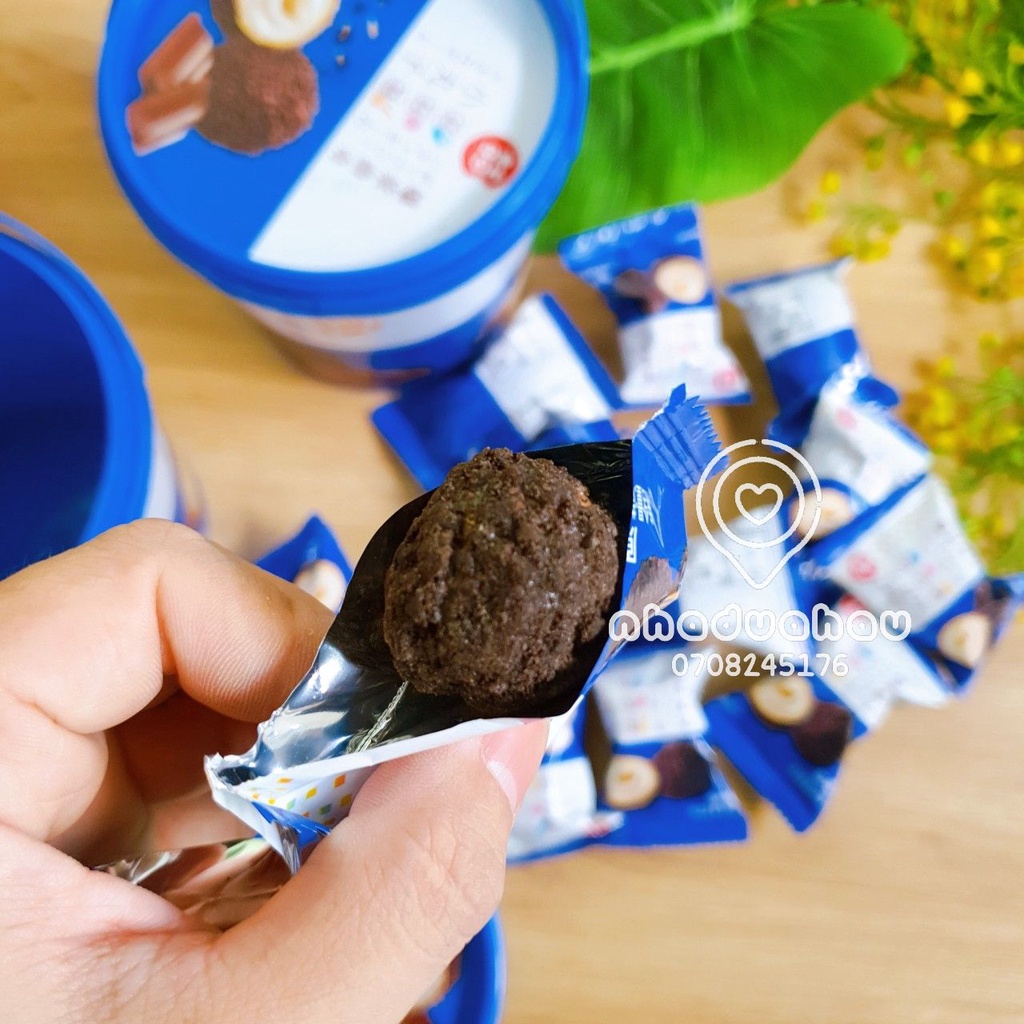 Một xô bánh oreo phủ sô cô la nhân kem tan chảy bọc hạnh nhân Kas Diary Hongkong xô138gan