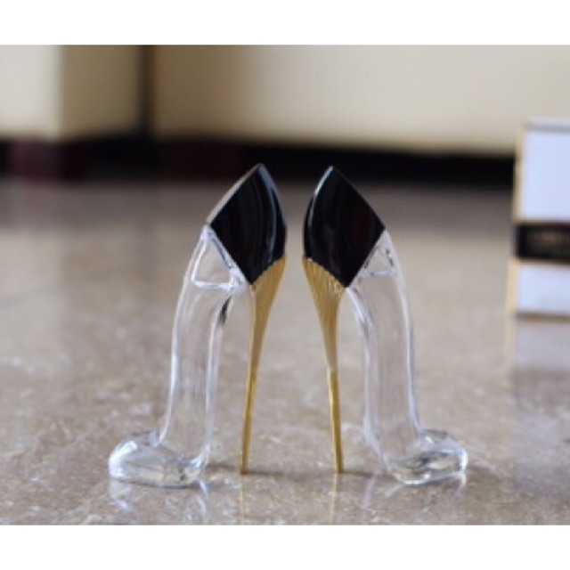 Nước hoa mini chiế guốc 7ml Goodgirl Legere