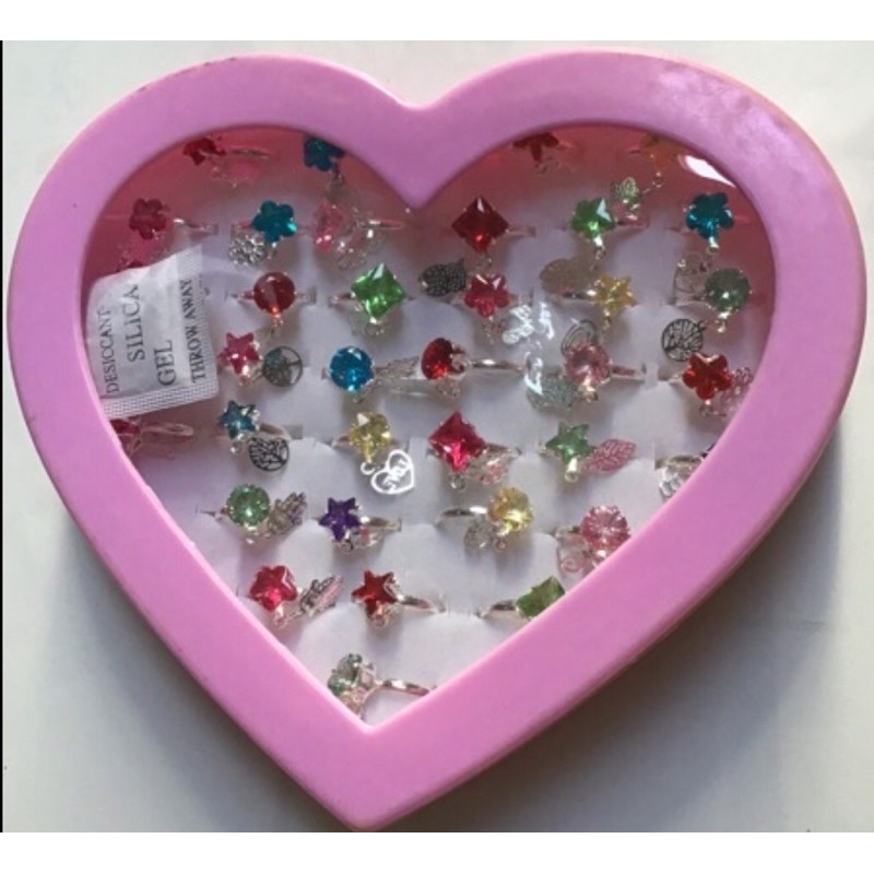 Hộp nhẫn đeo tay