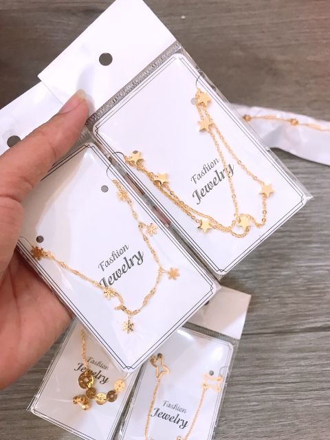 Lắc chân titan hoa tuyết phun cát (màu vàng) Tt2688- Cam kết không đen (có ảnh thật) | BigBuy360 - bigbuy360.vn