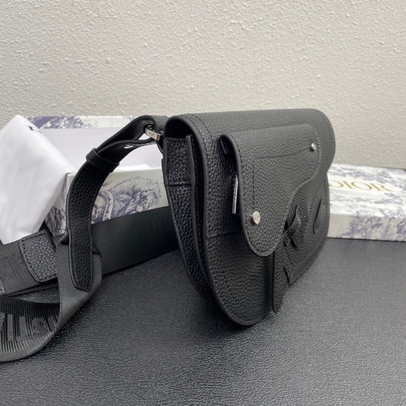 Túi đeo chéo nam thương hiệu Dior Saddle Oblique da thật cao cấp