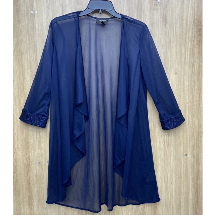 Khoác nhẹ dáng dài R&M