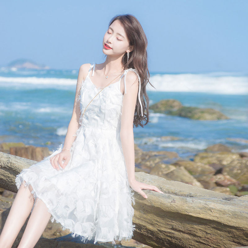 Đầm hai dây dáng chữ A cổ chữ V xinh xắn thời trang dành cho nữ