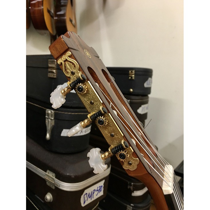 Guitar Classic Yamaha C400