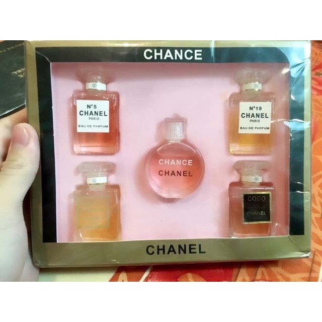 BỘ QUÀ TẶNG 5 CHAI NƯỚC HOA MINI CÓ HỘP | BigBuy360 - bigbuy360.vn