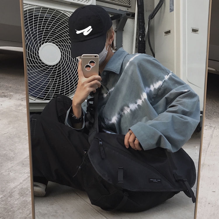 Túi đeo chéo phong cách retro năng động thời trang | BigBuy360 - bigbuy360.vn