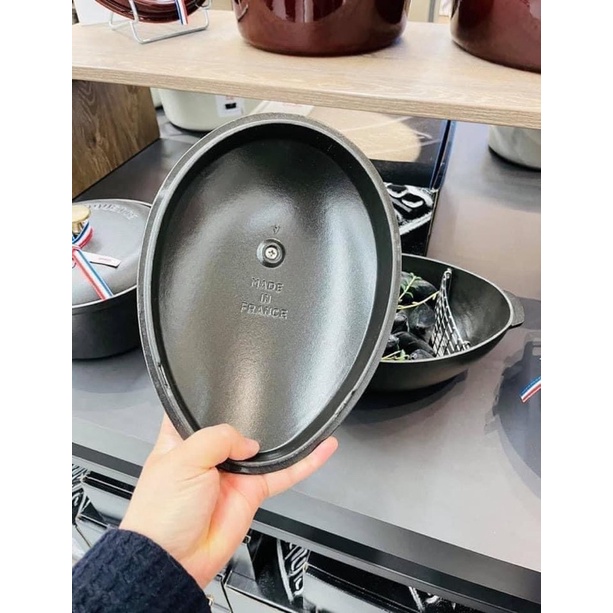 Nồi gang staub sò đen