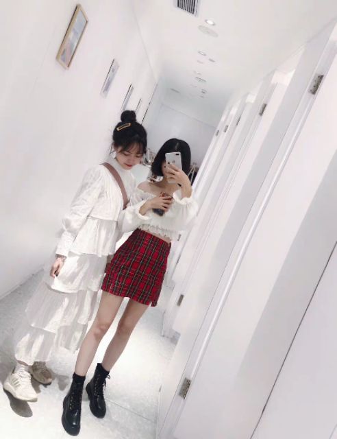 (Sẵn) Chân váy bút chì caro đỏ sọc xanh có xẻ vạt ngắn nữ tính trẻ trung | BigBuy360 - bigbuy360.vn