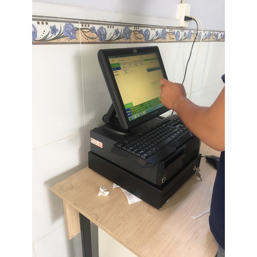 Màn hình cảm ứng dùng tính tiền trong các quán Cafe, Quán ăn, Siêu thị hay sử dụng hiệu OTEK 15 in, cảm ứng điểm nhạy | BigBuy360 - bigbuy360.vn