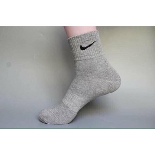 Tất Nike