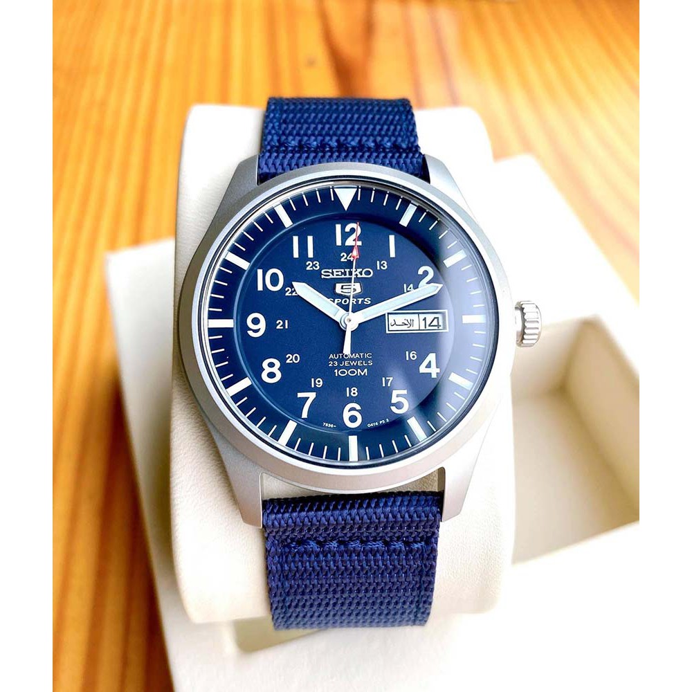 Đồng hồ cơ nam Seiko 5 Quân Đội SNZG11K1S lên cót (máy cơ) mặt kính chống trầy chống nước thể thao nam tính sang trọng | BigBuy360 - bigbuy360.vn