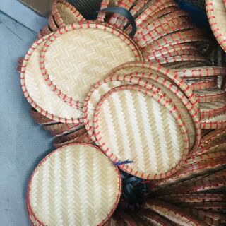 Mẹt tre viền đỏ