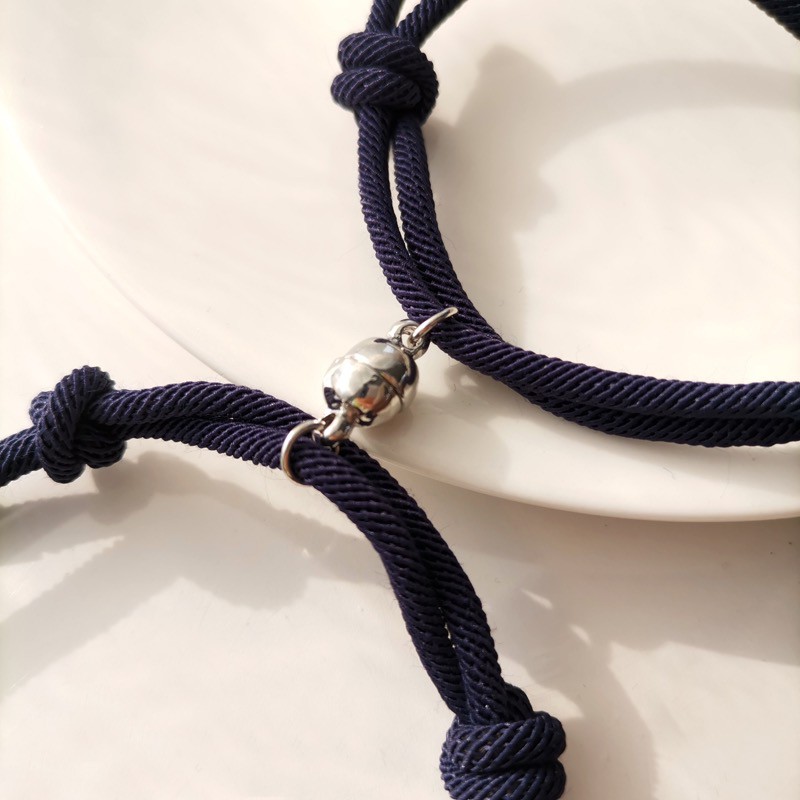 Vòng tay đôi nam châm Double Couple Bracelet