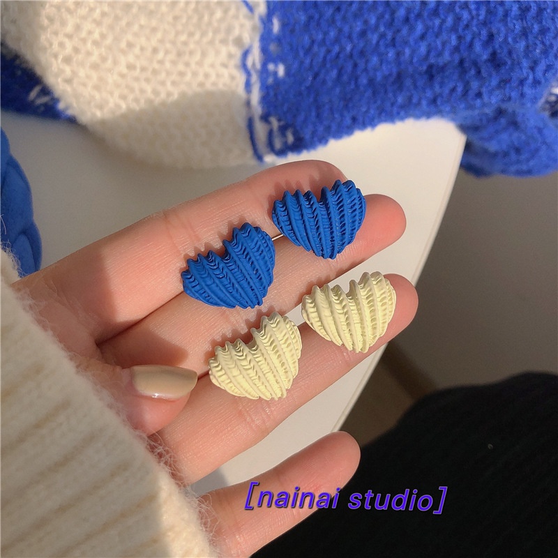 Bông Tai Hình Trái Tim Kẻ Sọc Thời Trang