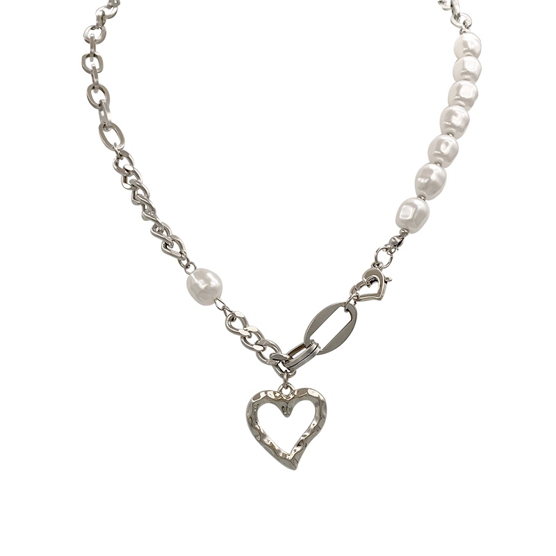 Vòng cổ Mặt Trái Tim Đính Ngọc Trai