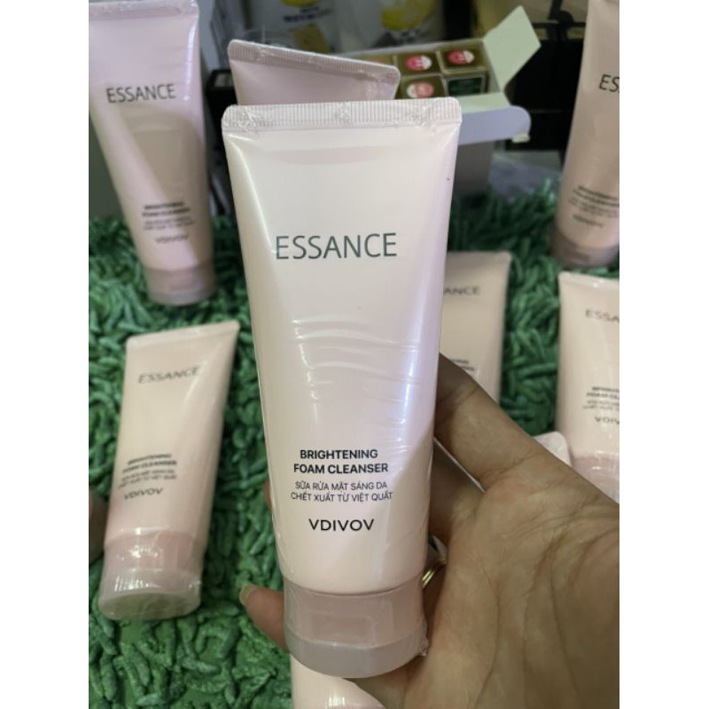 SỮA RỬA MẶT ESSANCE - GIÚP DA TRẮNG SÁNG RẠNG NGỜI 100ML