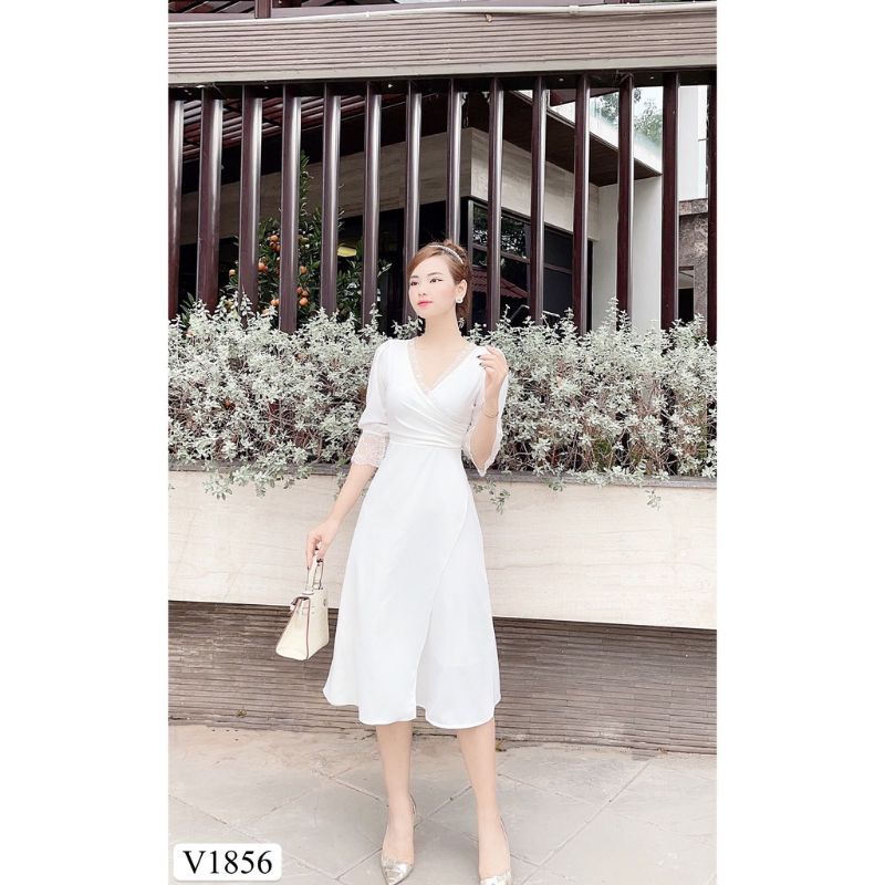 🌟 Canh FASH SALE 🌟Váy trắng viền ren xẻ tà - Đẹp Shop DVC. Đầm Công chúa xinh < (Kèm ảnh thật trải sàn do shop tự chụp)