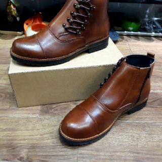giày boot moc toe