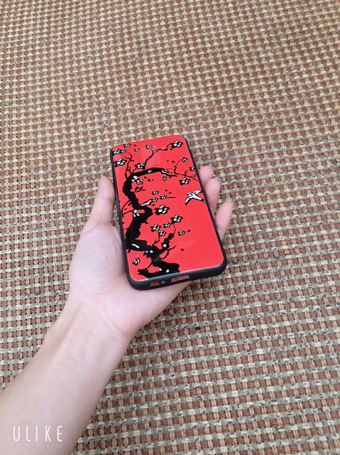 Ốp J6 (2018) cây đen, nền đỏ