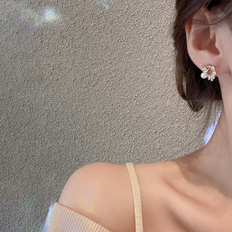 Khuyên tai RINHOO hình bướm rỗng đính đá và ngọc trai nhân tạo nhiều mẫu tùy chọn thời trang cho nữ