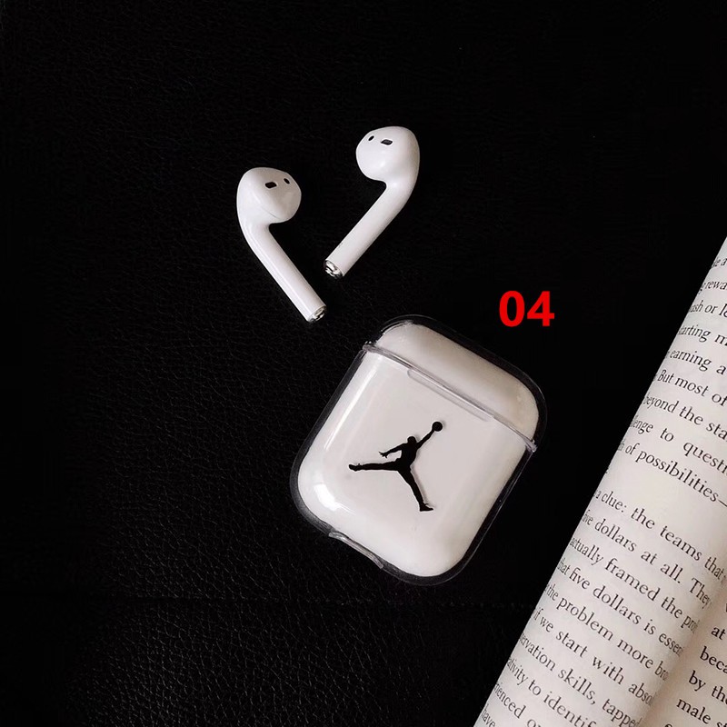 Vỏ bảo vệ cho hộp sạc tai nghe Airpods chất liệu silicon trong suốt cá tính