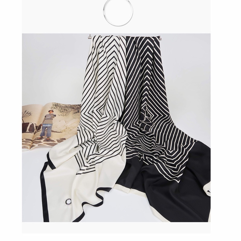 Khăn Choàng Lụa Vuông 90H Đục Lỗ In Họa Tiết Kẻ Sọc Phong Cách Tối Giản Hàng Mới Dành Cho Bạn Nữ