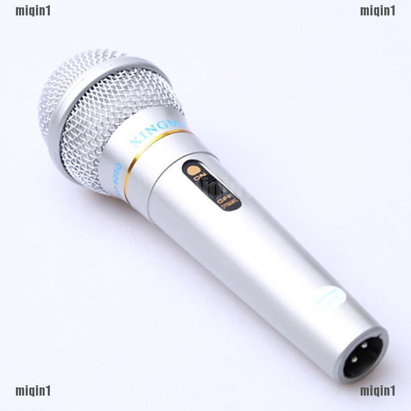 Micro có dây chuyên dụng dùng để hát karaoke và dây cáp