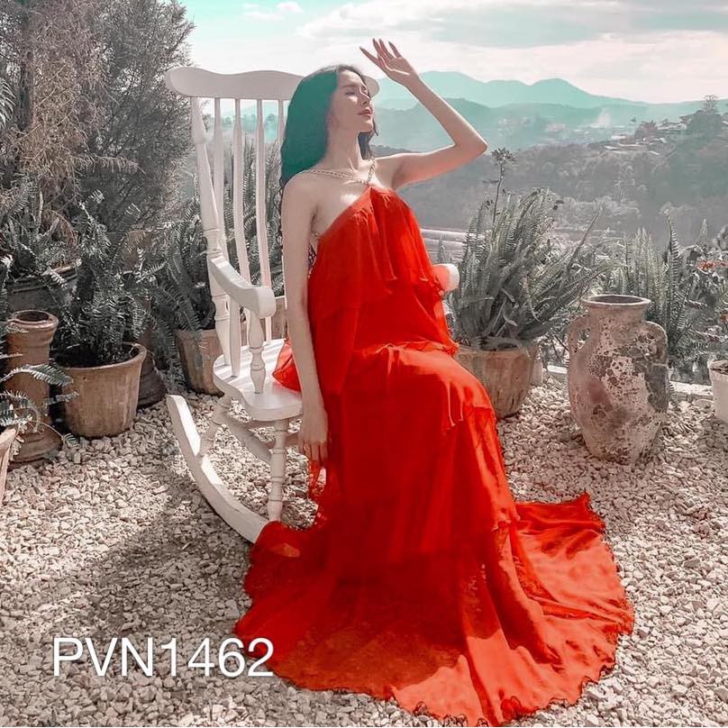 [Mã FATHANG5 giảm 10K đơn 50K] Đầm ấn tượng tầng hot | BigBuy360 - bigbuy360.vn