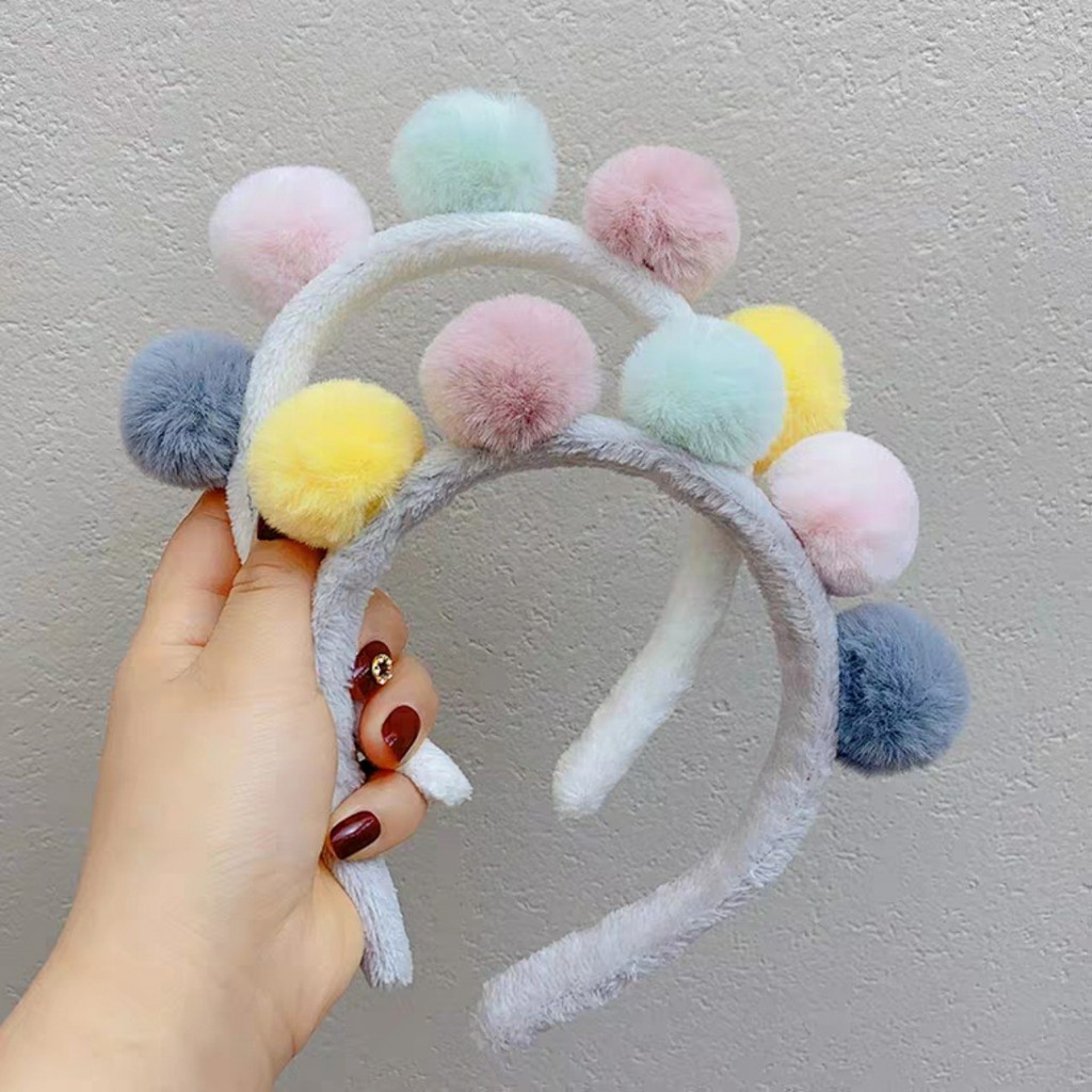 Cài tóc make up hình trái tim siêu cute