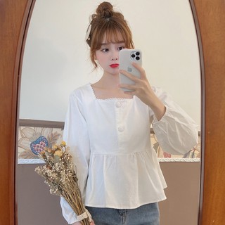 Áo cổ vuông tay dài phối ren