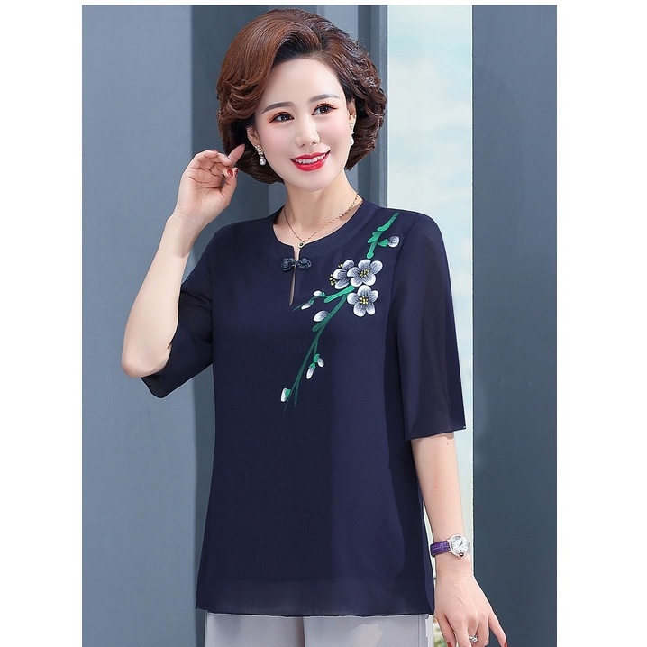 Áo Trung Niên MT771, Mẫu Áo Trung Niên Nữ Form Rộng Cổ Tàu Thêu Hoa Chất Voan Hàn Mát Mẻ | Thời Trang Trung Niên U50