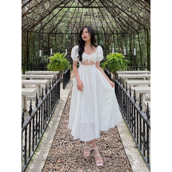 Valeria dress - Đầm form dài trắng tay phồng cut-out - Somalyng.studio