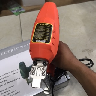 Súng bắn đinh U 1013 điện