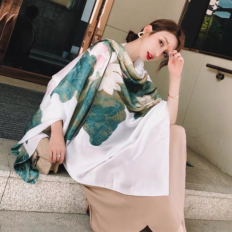 Khăn Lụa Cao Cấp Sen Nhẹ Nhàng Sang Trọng Thuần Khiết
